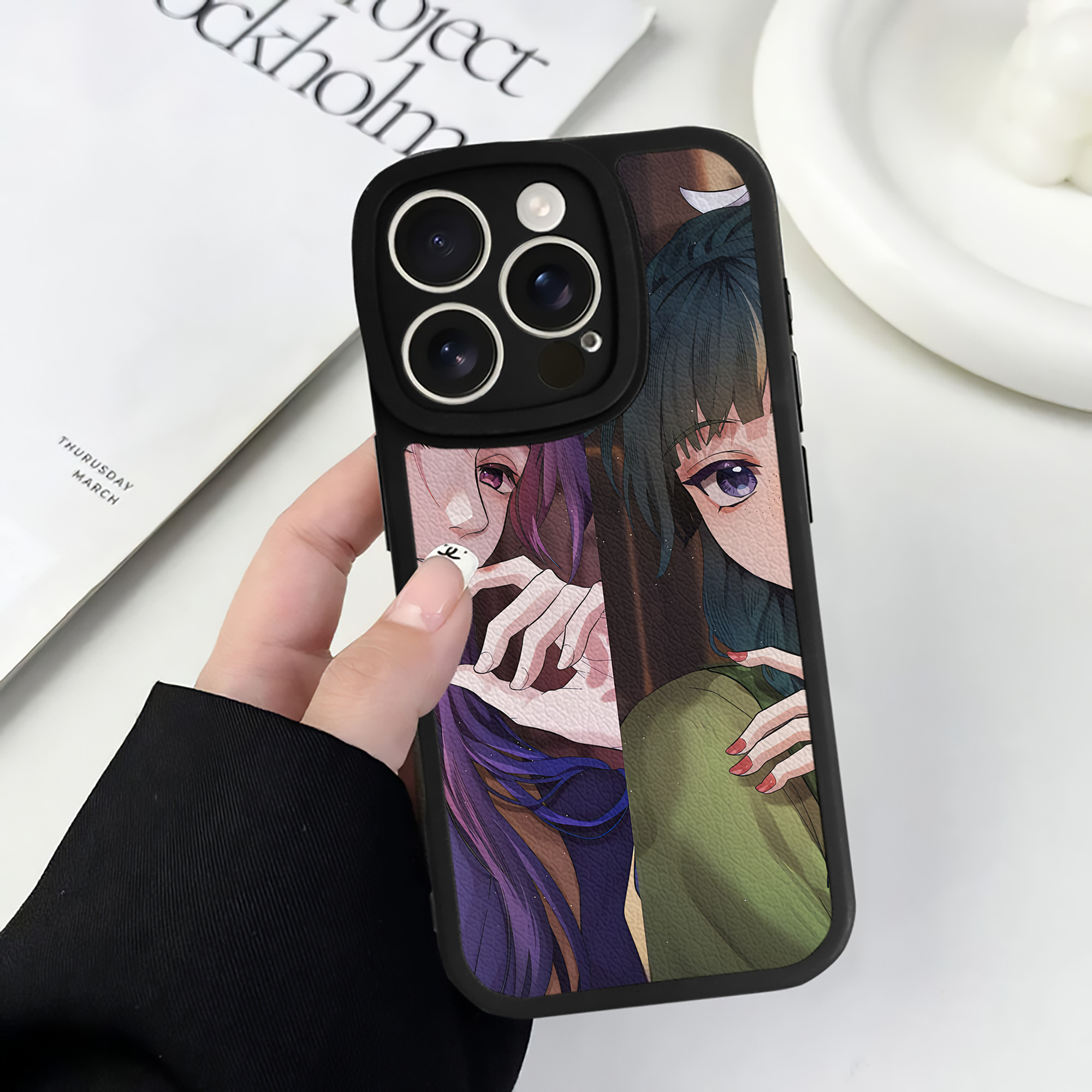 （画像用） 薬屋のひとりごと The Apothecary Diaries 【iPhone 16シリーズ対応】シリコンスマホケース（レザー調） 材質：シリコン